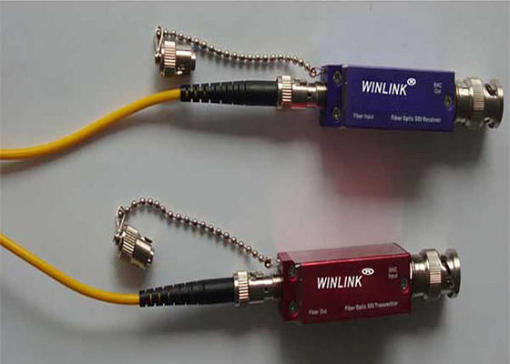 작은 USB 전원 공급기와 3G-SDI 섬유 교수 BNC