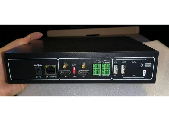 OSD 제어 기능을 갖춘 IP KVM 스위치